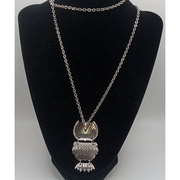 Articulated Silver Tone Rhinestone Owl Pendant Necklace - Picture 3 of 9